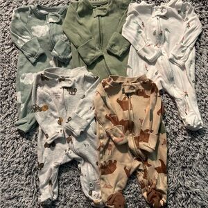 Assorted Preemie Footies